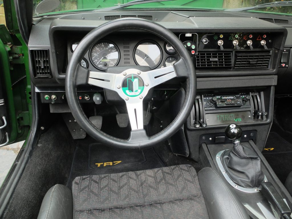 TR7 V8 interior