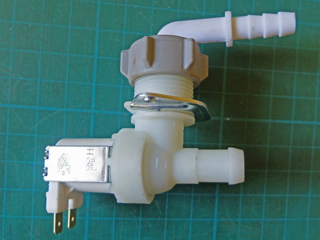 Solenoid water valve